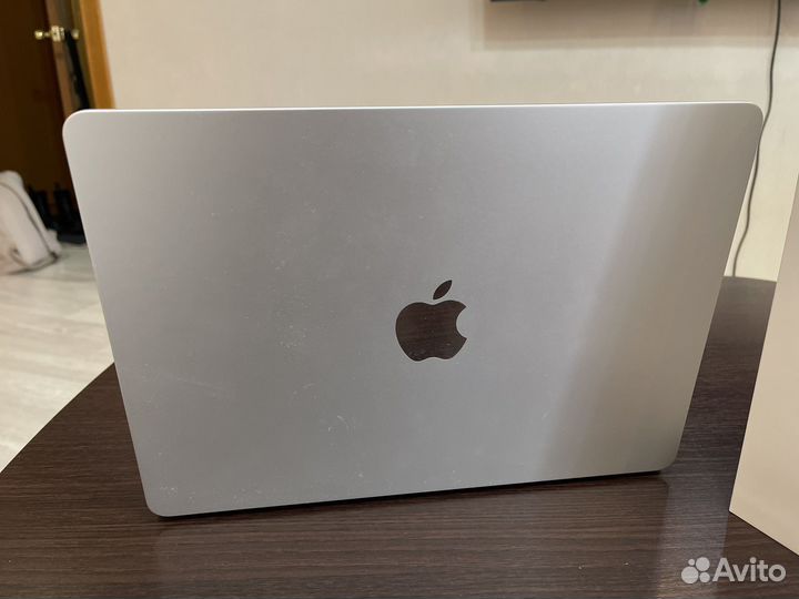 Apple macbook air 13 m2