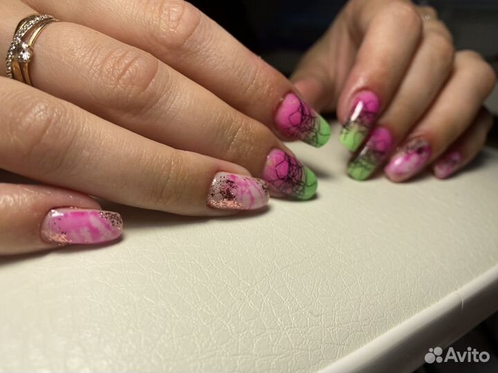 Наращивание ногтей