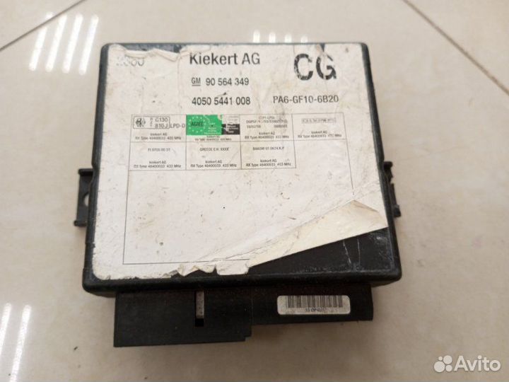 Блок электронный Opel Vectra B хетчбек Y16XE 2000