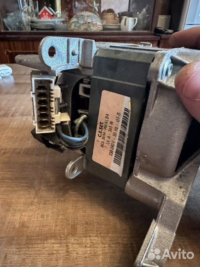 Двигататель стиральной машины whirlpool