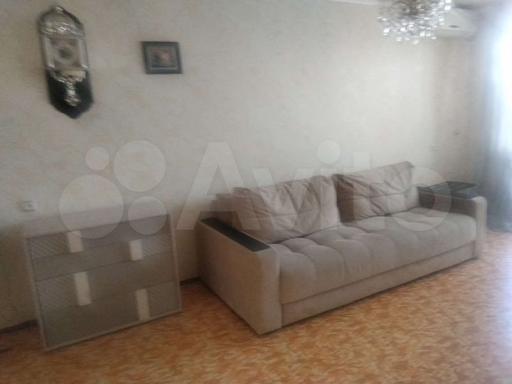 2-к. квартира, 50 м², 4/5 эт.