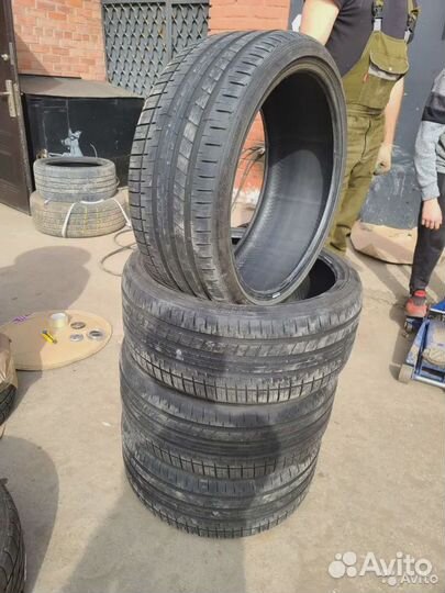 Falken Azenis FK-510 235/35 R20