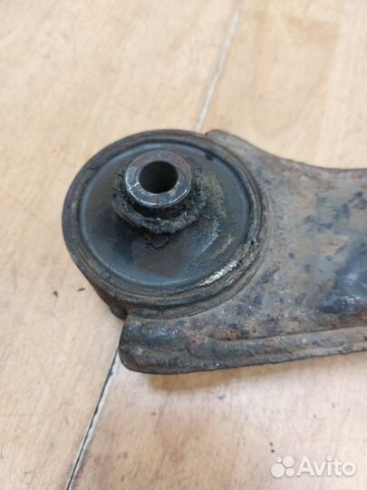 Рычаг подвески передний левый Opel Corsa D Z17DTR