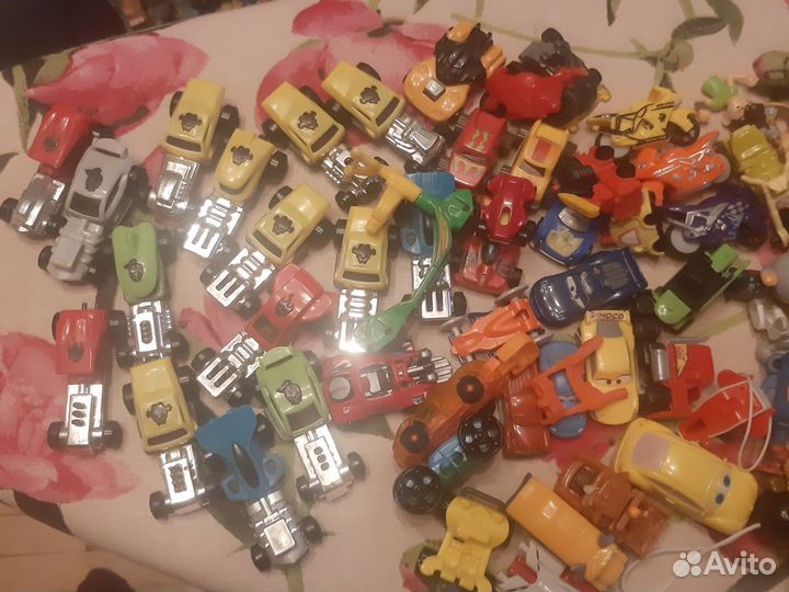 Игрушки фигурки кинлер и не только разные серии