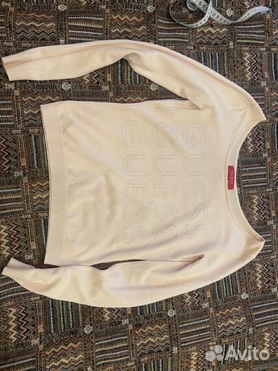 Свитер женский