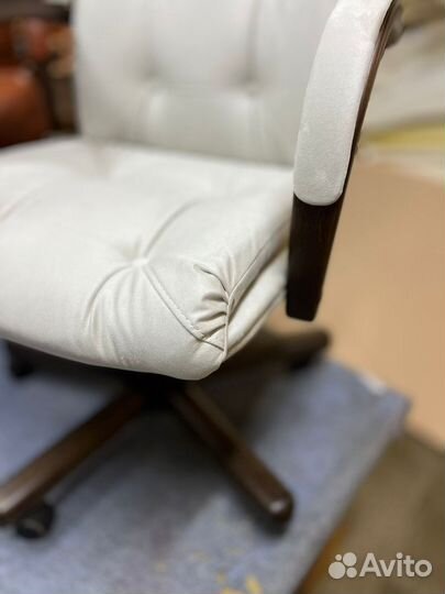 Компьютерное кресло