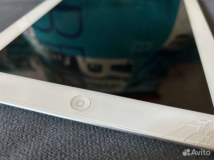 Apple iPad 4 64Gb Wi-Fi + Cellular