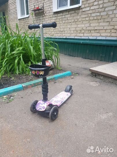 Самокат детский трехколесный с сиденьем бу