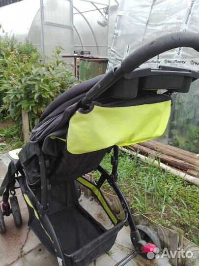 Прогулочная коляска от фирмы ZX