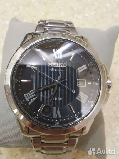 Часы Seiko Premier Solar
