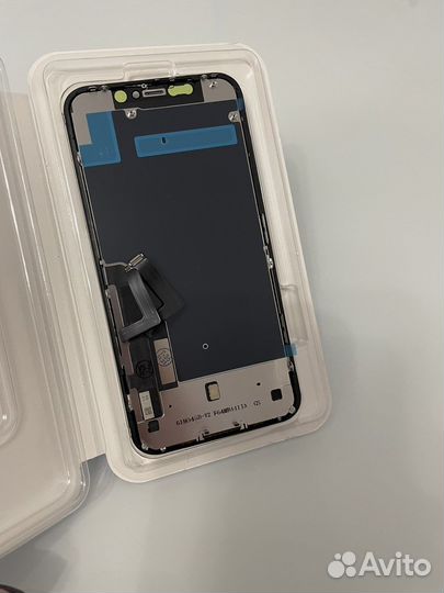 Дисплей iPhone 11
