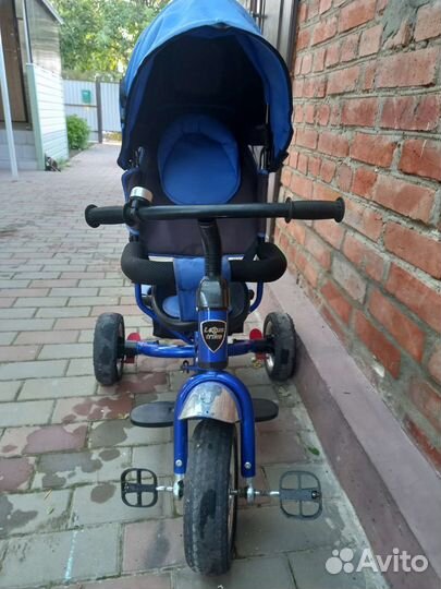 Детский трехколесный велосипед