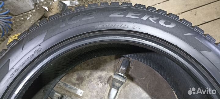 Pirelli Ice Zero 275/45 R21 110H