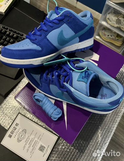 Nike sb Dunk Low Blue Raspberry оригинал poizon