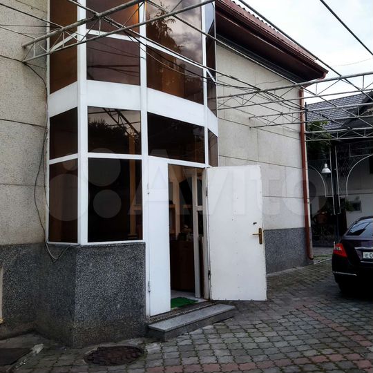 Дом 197 м² на участке 2 сот.