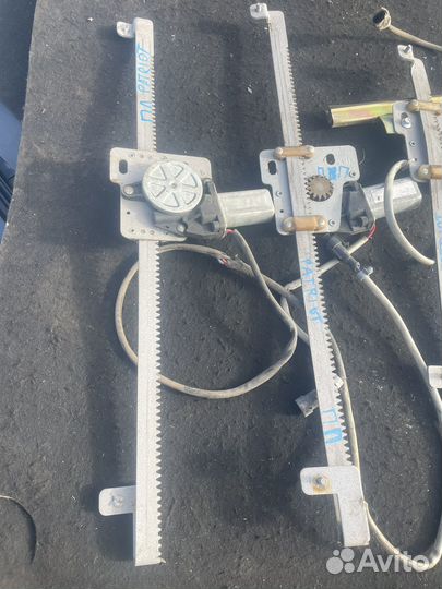 Стеклоподъемник УАЗ patriot