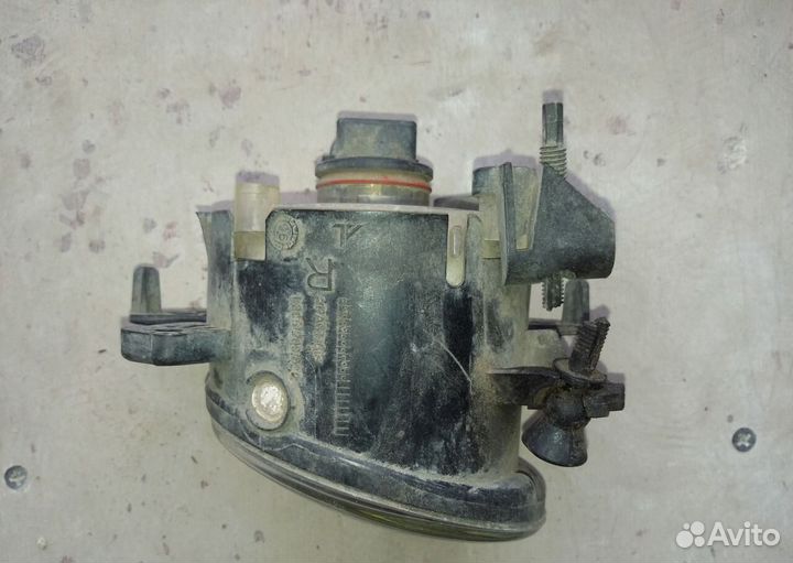 Туманка переднего бампера Mерседес