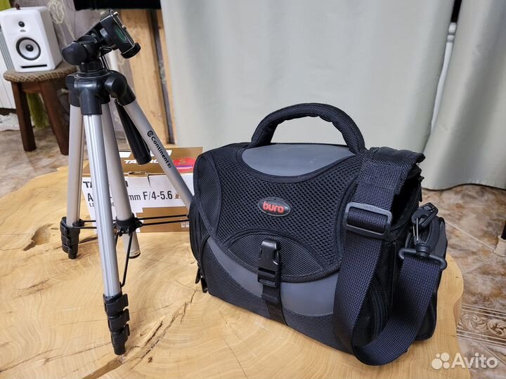 Зеркальный фотоаппарат Nikon D5000