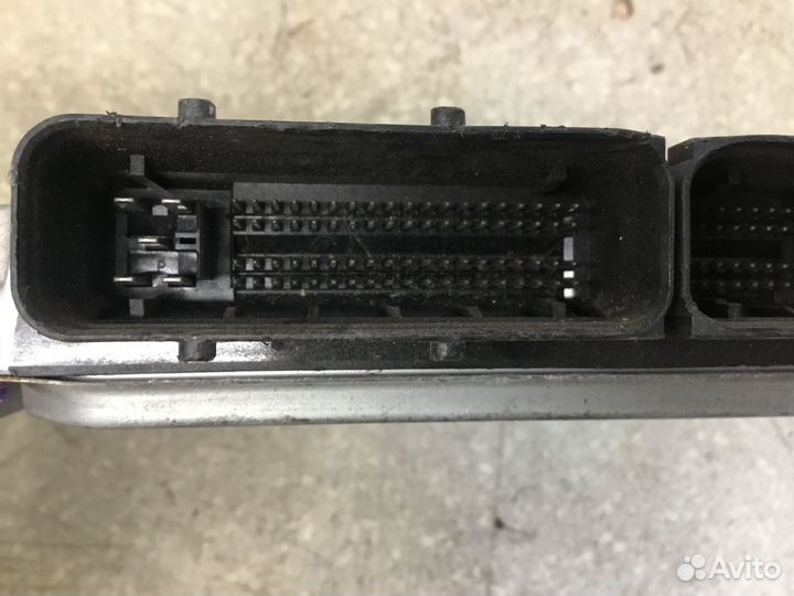 Блок управления двигателем Mitsubishi Pajero Monte