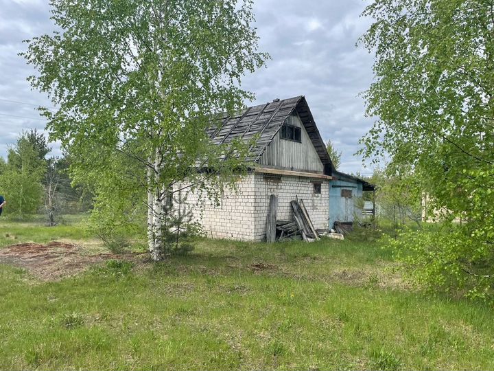 Дом 35 м² на участке 10 сот.