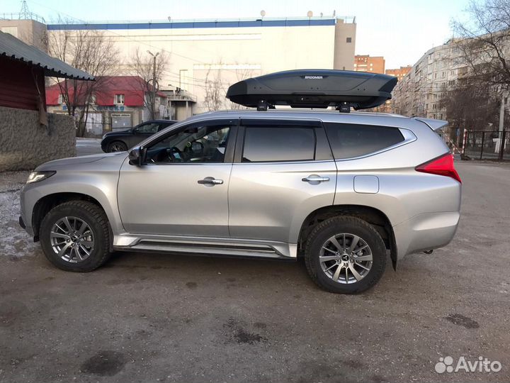 Автобокс на крышу автомобиля Broomer venture (L)