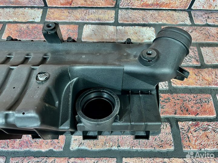 Корпус воздушного фильтра Фольксваген Шкода