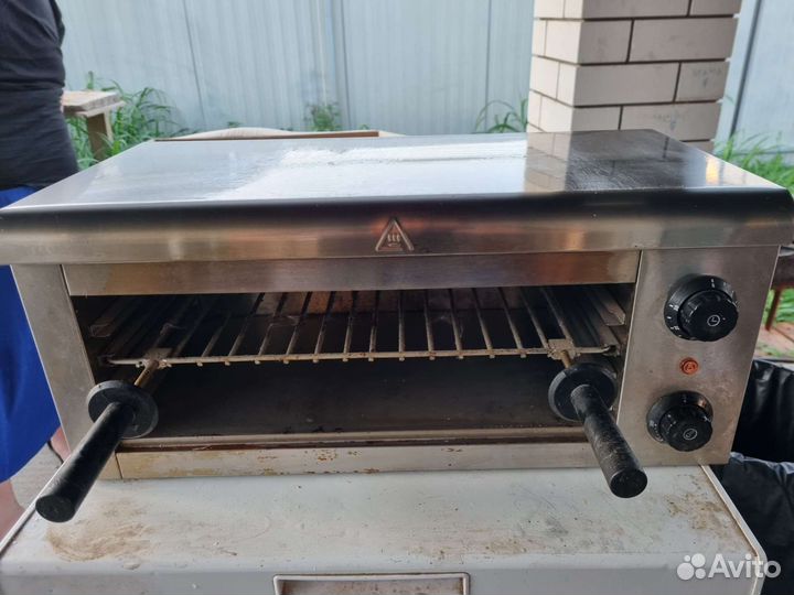 Гриль саламандра