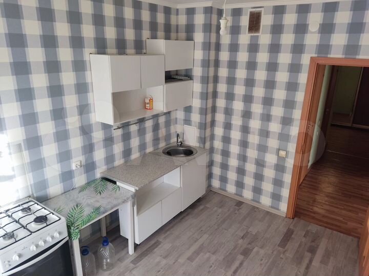 2-к. квартира, 65 м², 5/10 эт.