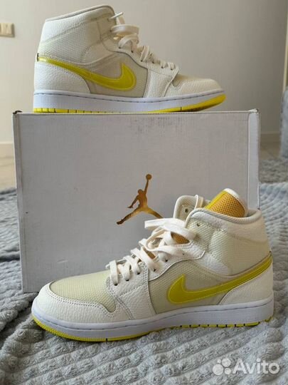 Nike air jordan 1 mid se voltage yellow