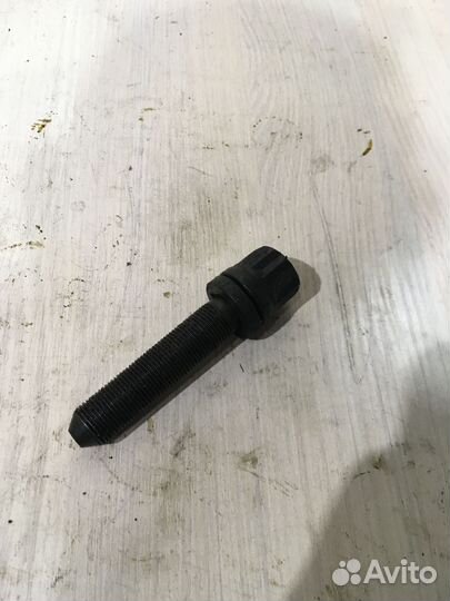 Болт коленвала Ауди А6 С6 3.0 BBJ