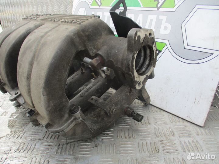 Коллектор впускной (Под газ) Dodge Caravan 3 2.4 л