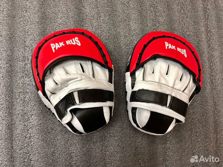 Боксерские лапы кожаные