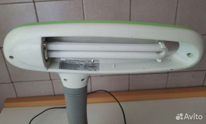 Лампа настольная