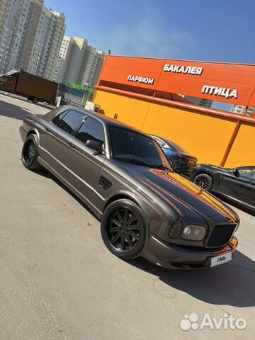 Bentley Arnage академег