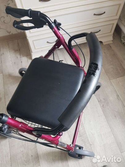 Ходунки для взрослых на колесах