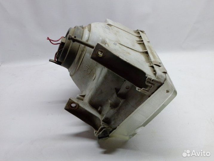 Фара передняя правая Toyota Town Ace CR30G 2CT