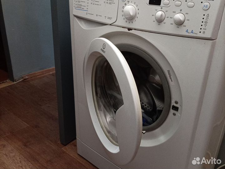 Стиральная машина бу indesit