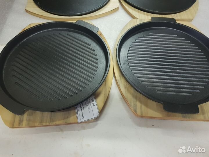 Сковорода чугунная 24 см на подставке