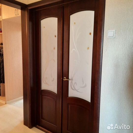 Межкомнатные двери бу деревянные