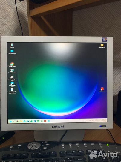 Продам монитор Samsung 17
