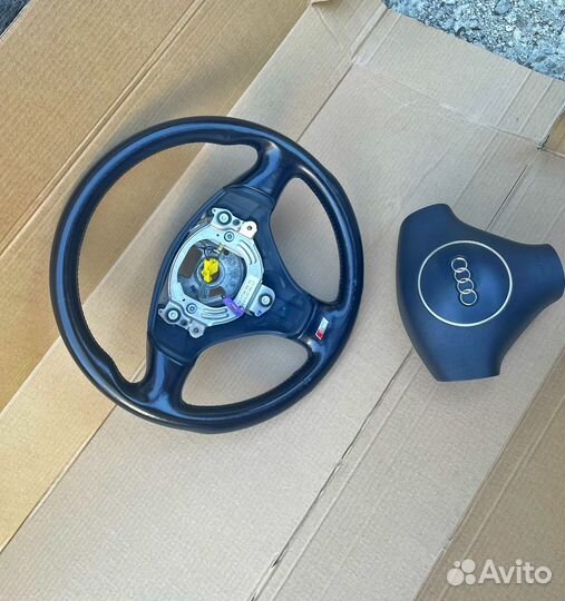 Руль в сборе Audi a4 (b5/b6) s-line синий