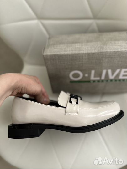 Лаковые лоферы натуральная кожа 39