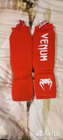 Защита голени для единоборств Venum