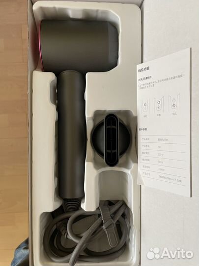 Фен новый с 5 насадками