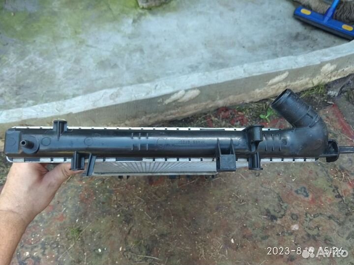 Радиатор охлаждения, кондиционера Nissan Almera