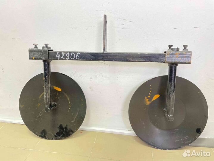 Окучник дисковый регулируемый на траверсе без сцеп