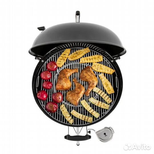 Угольный гриль Weber Master-Touch GBS E-5750
