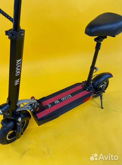Электросамокат Kugoo M4