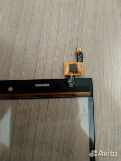 Zera S тачскрин