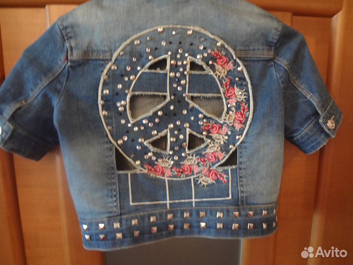 Джинсовая жилетка